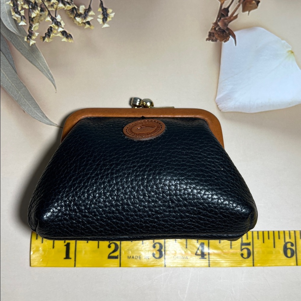 🦆 DOONEY & BOURKE ELEGANT BLACK TAN LEATHER COIN POUCH KISSLOCK PURSE VINTAGE - Picture 8 of 8